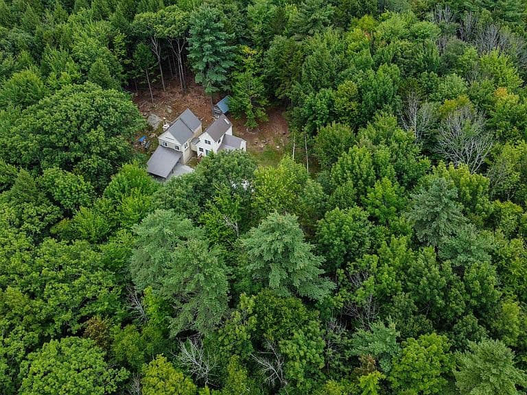 917 Washburn Road photo 2