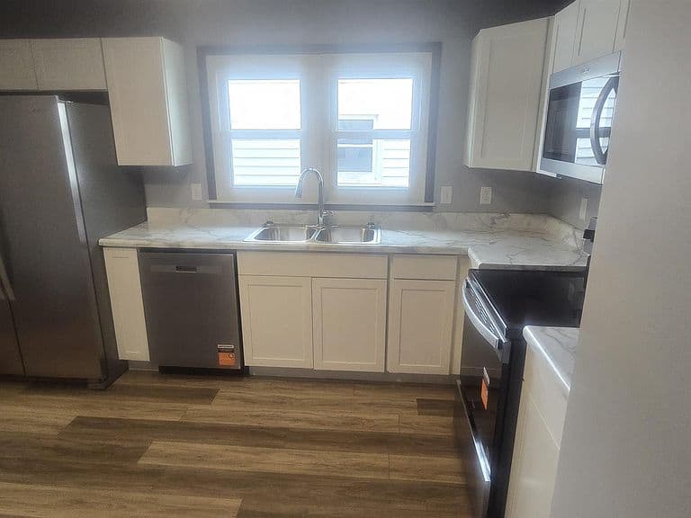 39 Fairmont Blvd photo 2