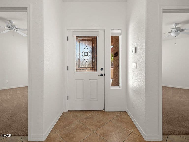 2741 Sanctuary Dr photo 5