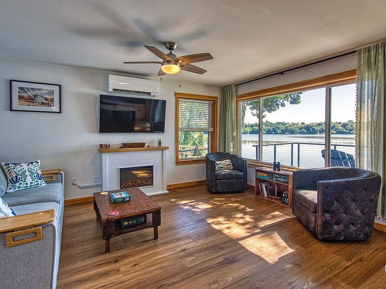23 Champlain Shores Way photo 4