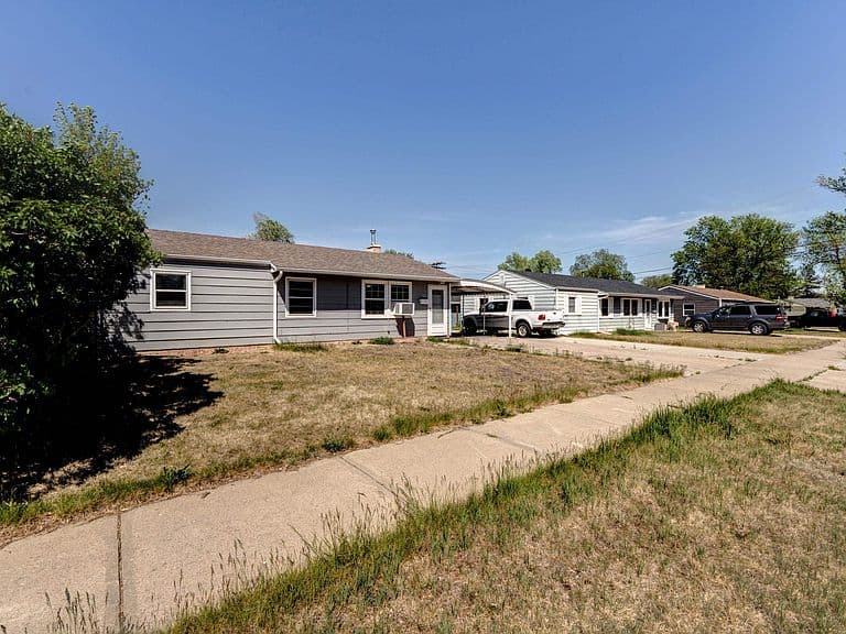 142 E Montana St photo 5