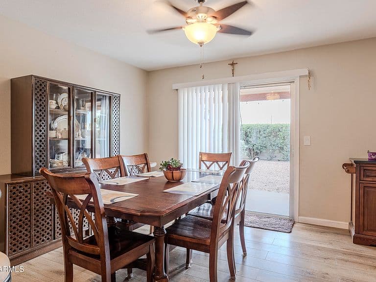 10233 E Navajo Place photo 5