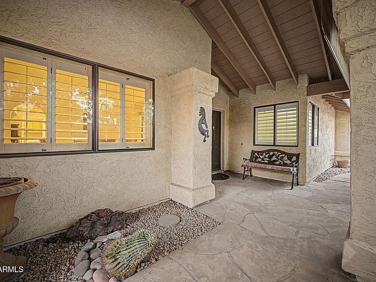 9994 E CAROL Avenue photo 4