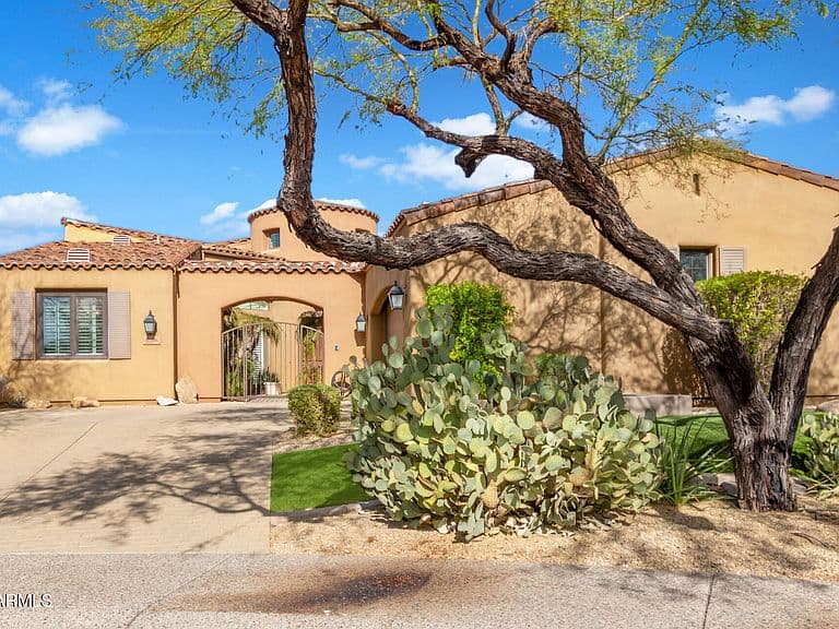 8566 E ANGEL SPIRIT Drive photo 3