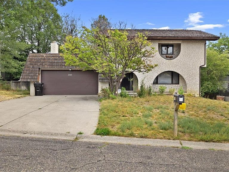 3143 Marguerite Blvd photo 2