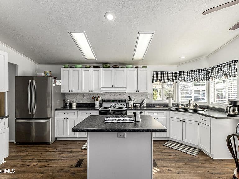 2400 E Baseline Ave Lot 79 photo 1