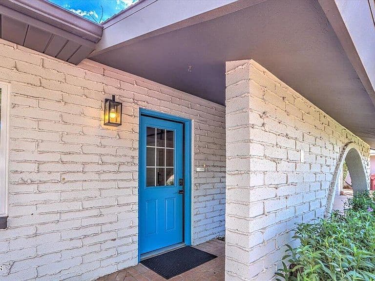 8637 E CAMELBACK Road photo 4