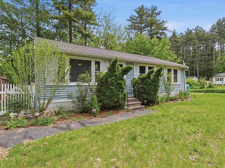 63 Trestle Brook Drive photo 3