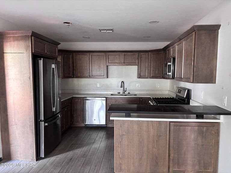 3908 E Fraedrich Dr photo 3