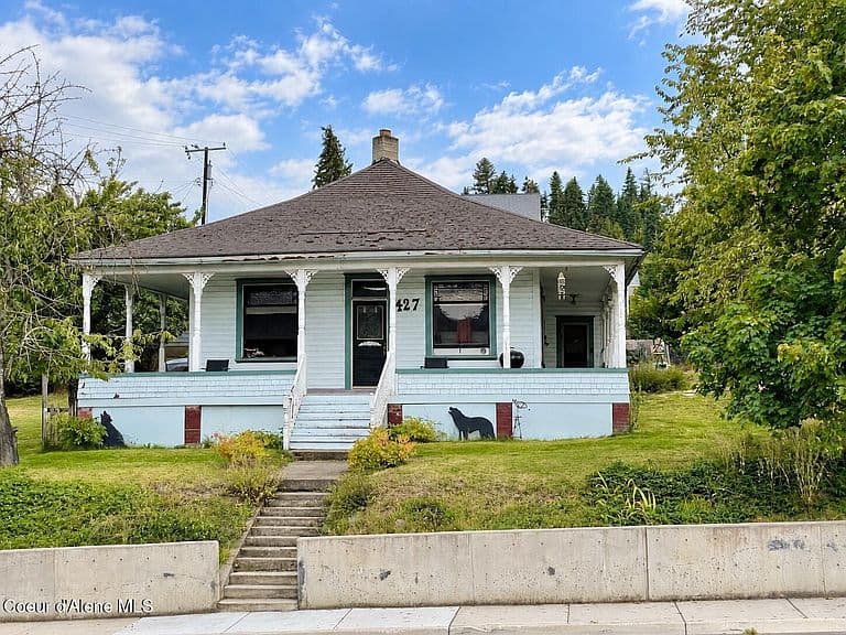 427 W College Ave photo 5