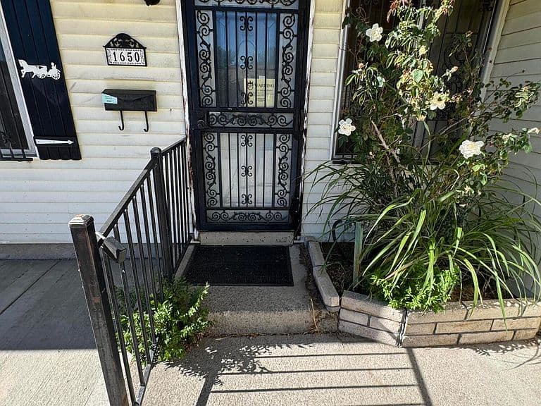 1650 Trabert Way photo 2