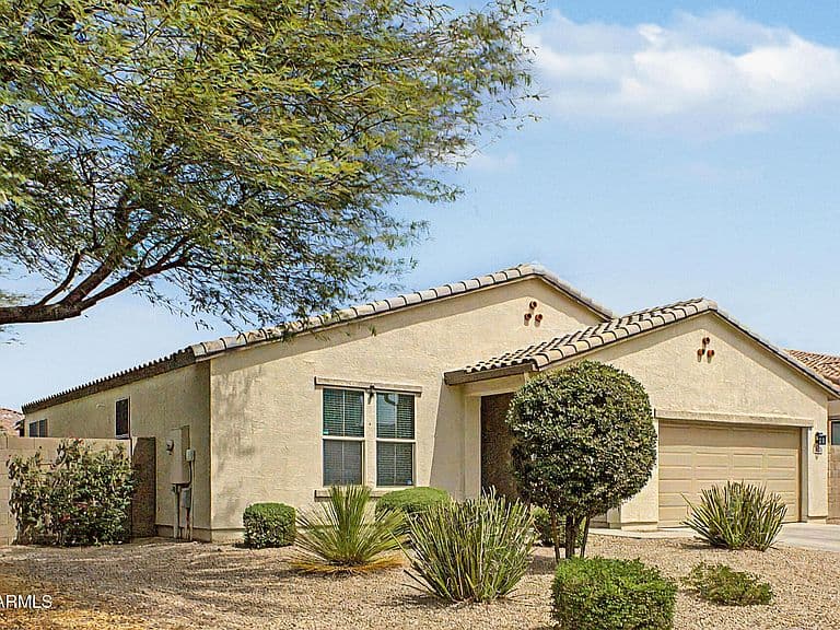 1572 E LUNA BLANCA Way photo 5
