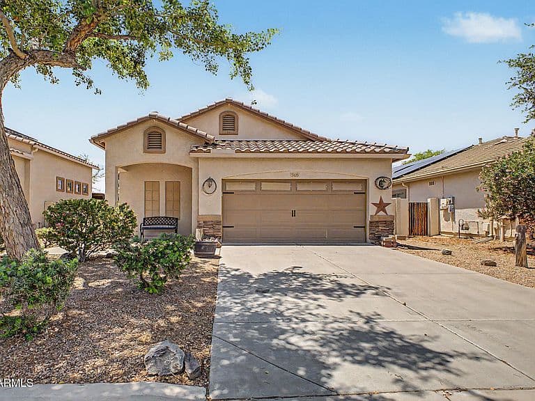 3105 N DESERT HORIZONS Lane photo 1