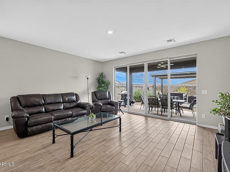 2705 E RUSTLER Road photo 4