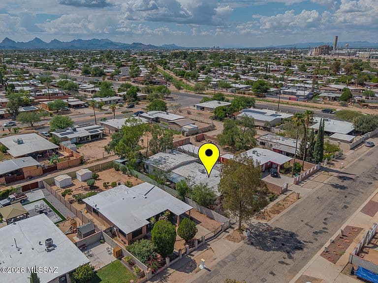 5730 S Aldorn Dr photo 4