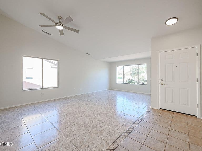 16104 N 138th Dr photo 5