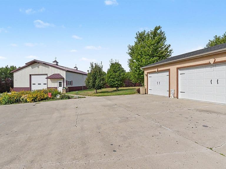 22961 478th Ave photo 4
