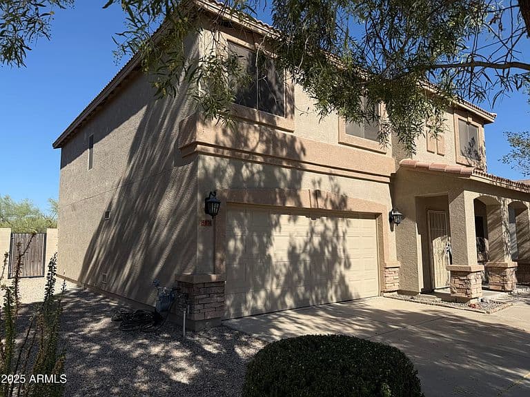 5976 E Sunrise Cir photo 2