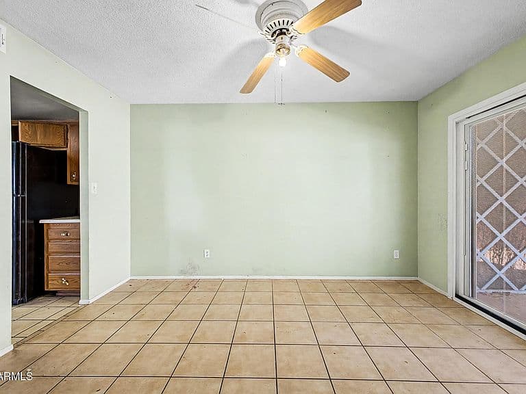 4320 W Rose Lane photo 5