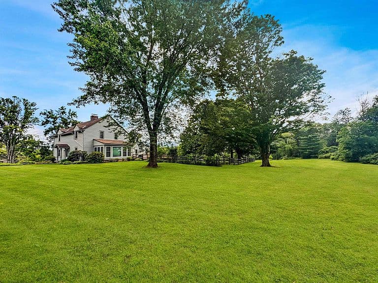 436 Matteson Road photo 3