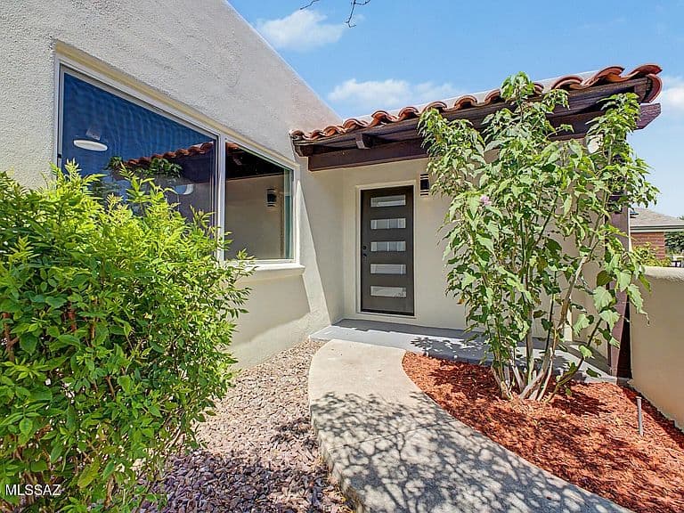 8546 E Pine Valley Dr photo 2