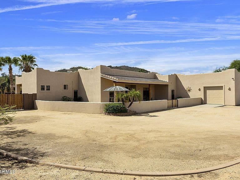2719 W Canyon Road photo 4