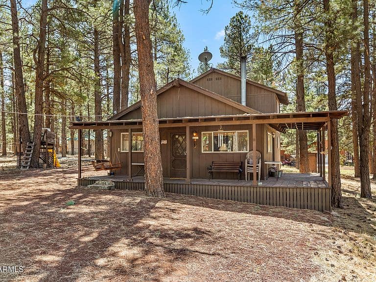 7162 E Knighthood Ln photo 2