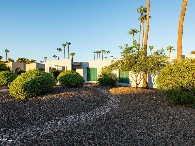 11021 N 44TH Street photo 3