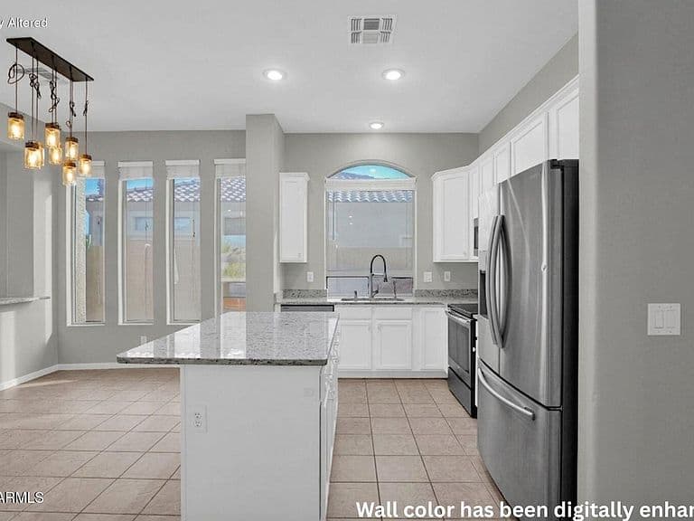 3810 E LATHAM Court photo 4