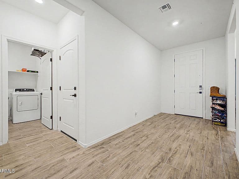 18352 E Eloisa Drive photo 4