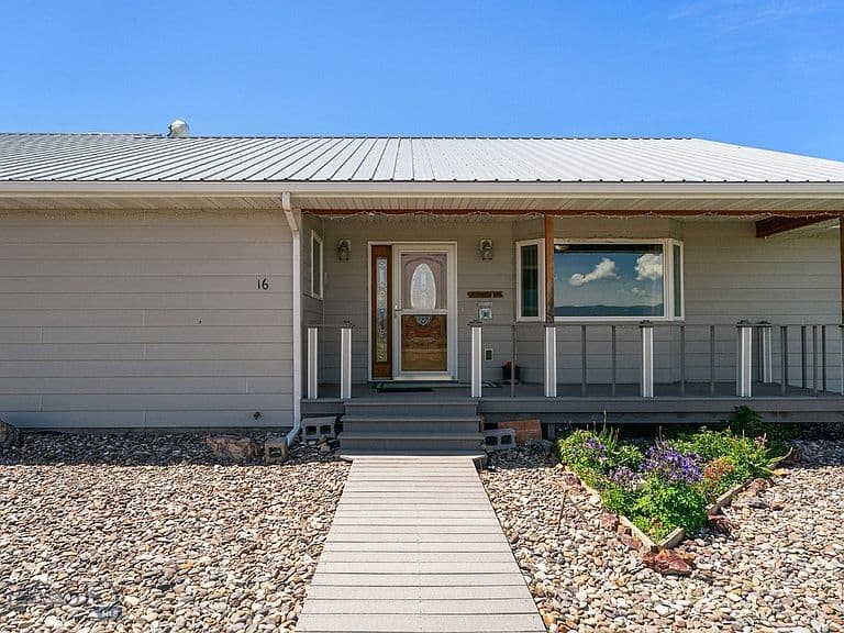 16 Windy Meadow Dr photo 1