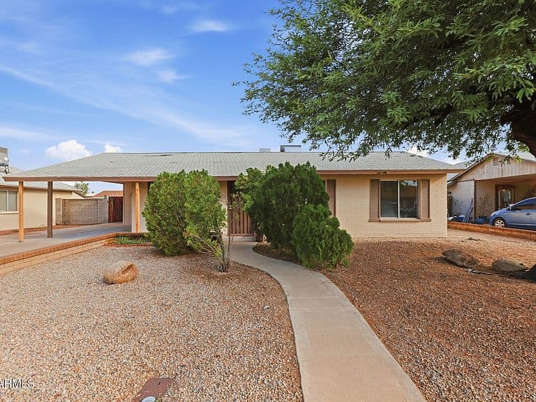 7118 W Cheryl Drive photo 1