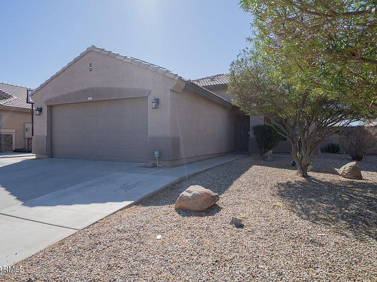 17207 W DURANGO Street photo 3