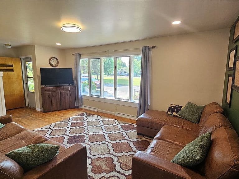 1431 Avenue D photo 4