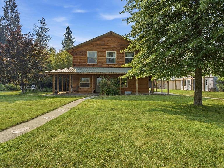 368 Fox Creek Spur photo 1