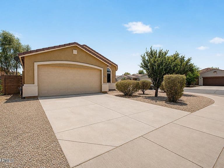 45789 W RAINBOW Drive photo 3