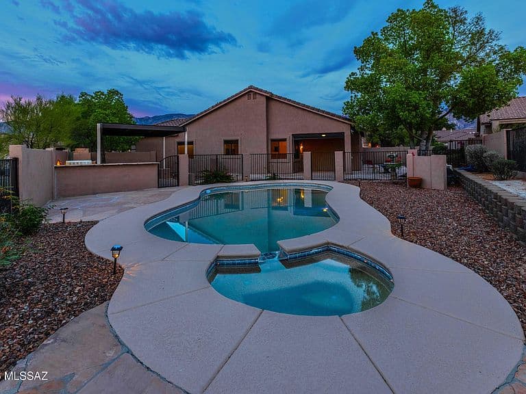 13455 N Big View Ct photo 2