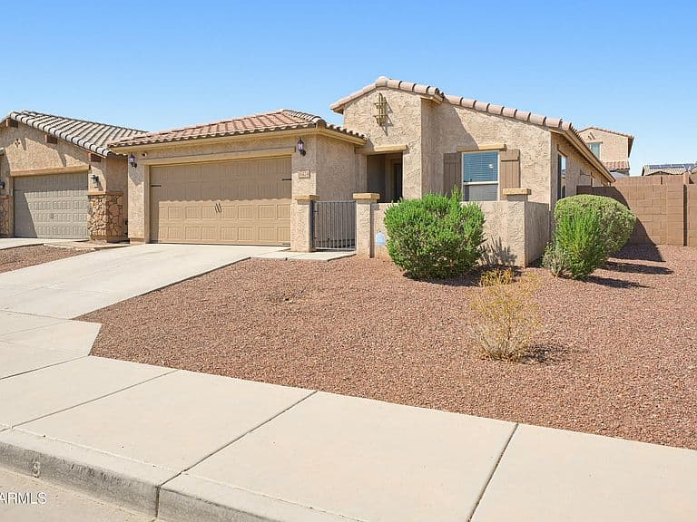 18424 W GETTY Drive photo 1