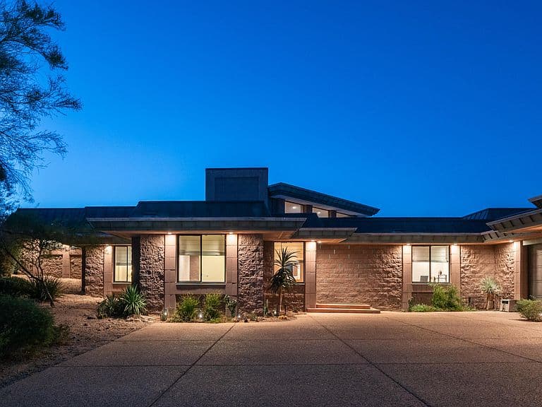 7260 E EAGLE CREST Drive #34 photo 4