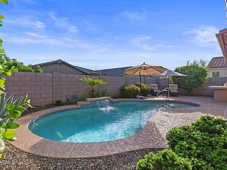 609 E PASARO Drive photo 5