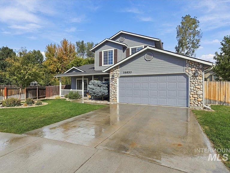 16850 N Gentry Dr photo 3