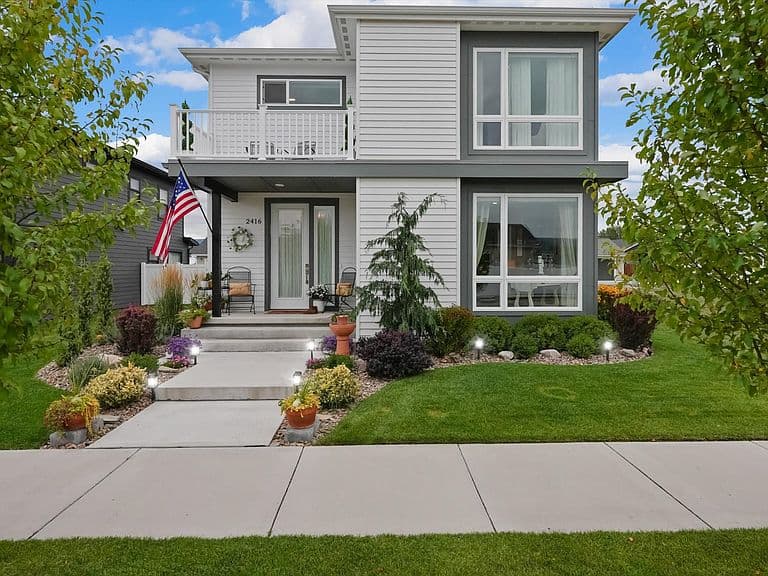 2416 Belt Buckle Way photo 3