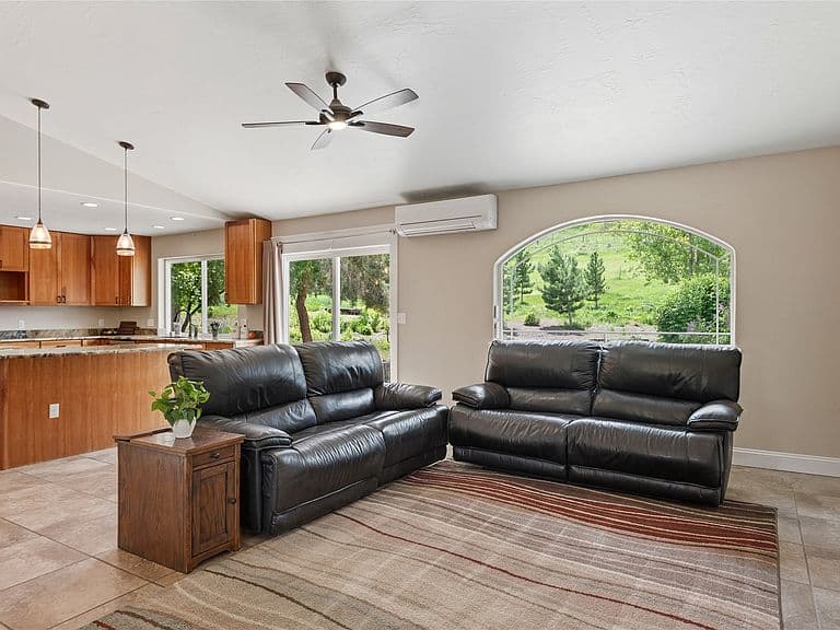 11720 Gopher Dr photo 5