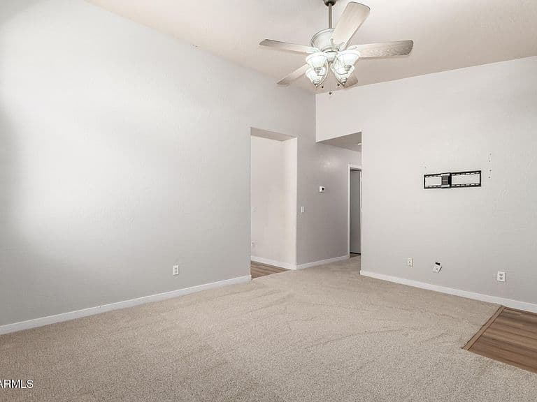 30212 N SUNRAY Drive photo 5