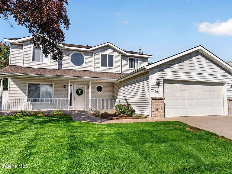 9190 N Torrey Ln photo 2
