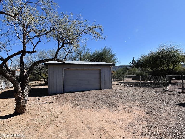 33455 S Coldwater Rd photo 3