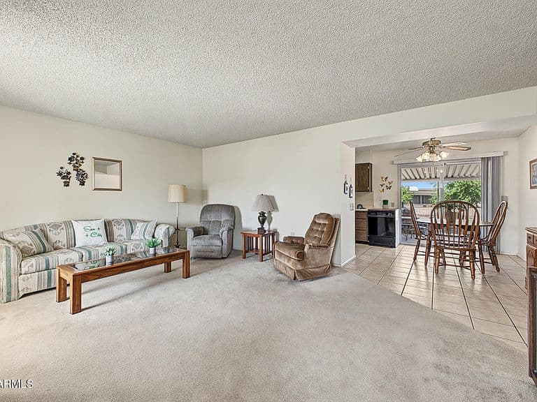 9508 W BURNS Drive photo 5