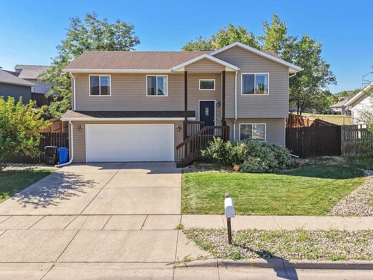 119 Adonia Ln photo 1