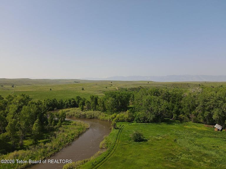 1720 State Highway 345 photo 3