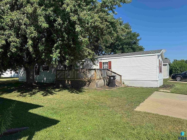 6011 S Canterbury Pl photo 4